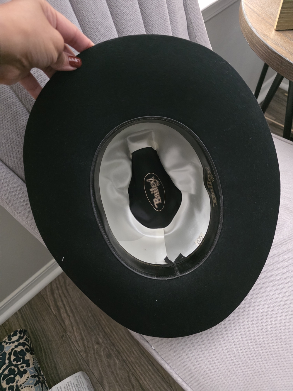 Bailey Black Western Felt Cowboy Hat with Concho Band Size Doble X Used. Unisex. - Picture 7 of 12
